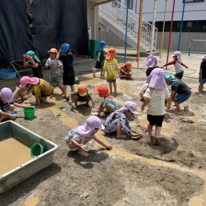 泥んこ遊びは最高！！